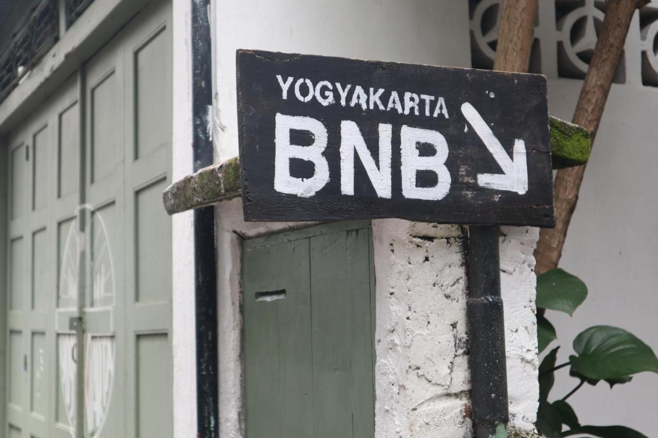 Bed and breakfast Yogyakarta Bnb Malioboro Extérieur photo