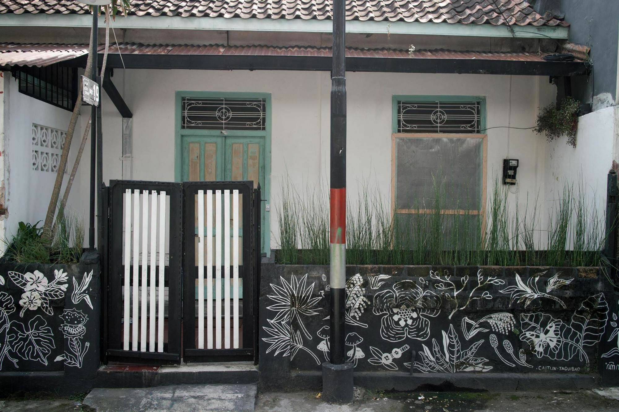 Bed and breakfast Yogyakarta Bnb Malioboro Extérieur photo